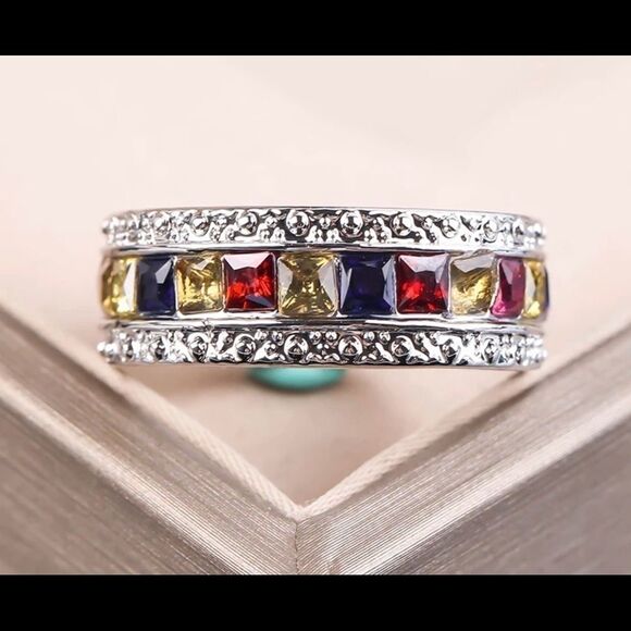 COLORFUL CRYSTAL RING  - Picture 1 of 3